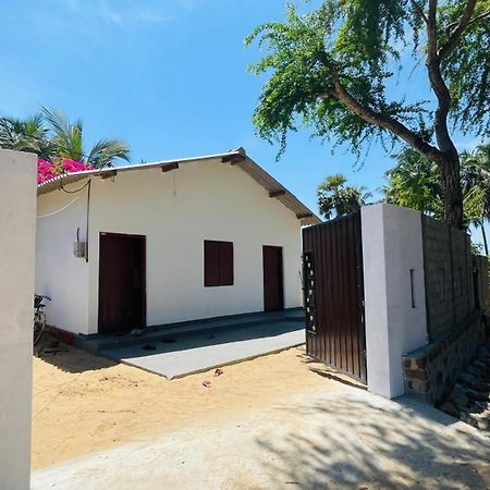 Rn Villa Arugam Bay Exterior photo